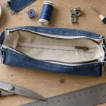 Tuto trousse ecole : trousse doublée en couture, zip ouvert pour retourner